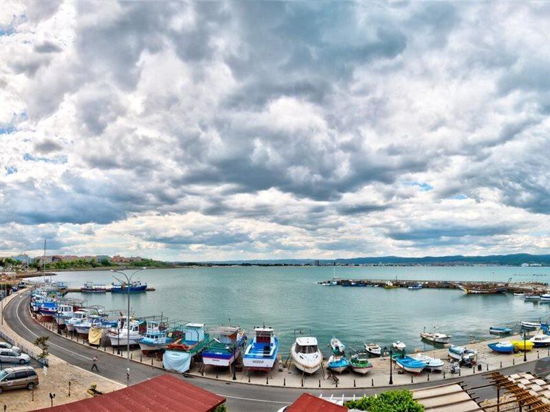 Panorama Blue Family Hotel And Free Parking เนเซบาร์ ภายนอก รูปภาพ