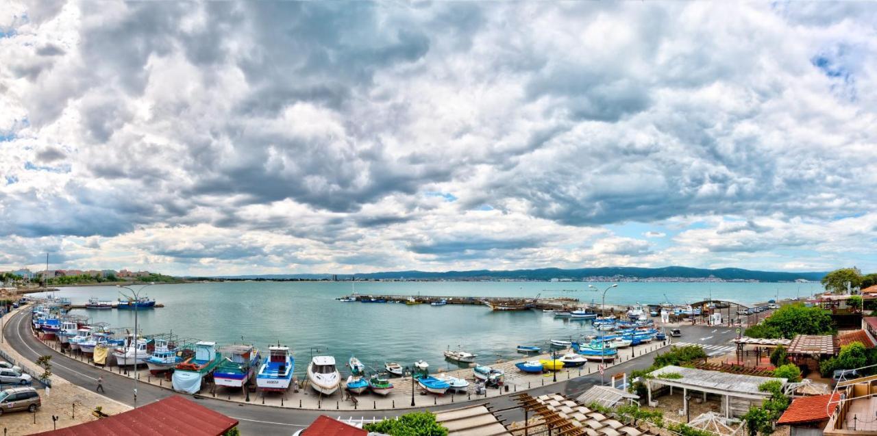 Panorama Blue Family Hotel And Free Parking เนเซบาร์ ภายนอก รูปภาพ